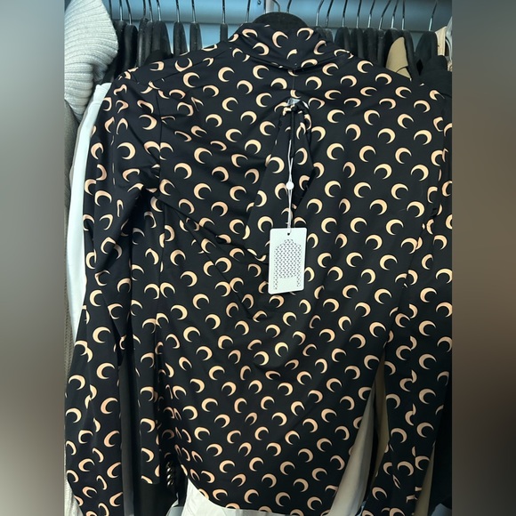 ✨SOLD✨ BNWT MARINE SERRE ALL OVER PRINT TOP MED - Picture 4 of 5